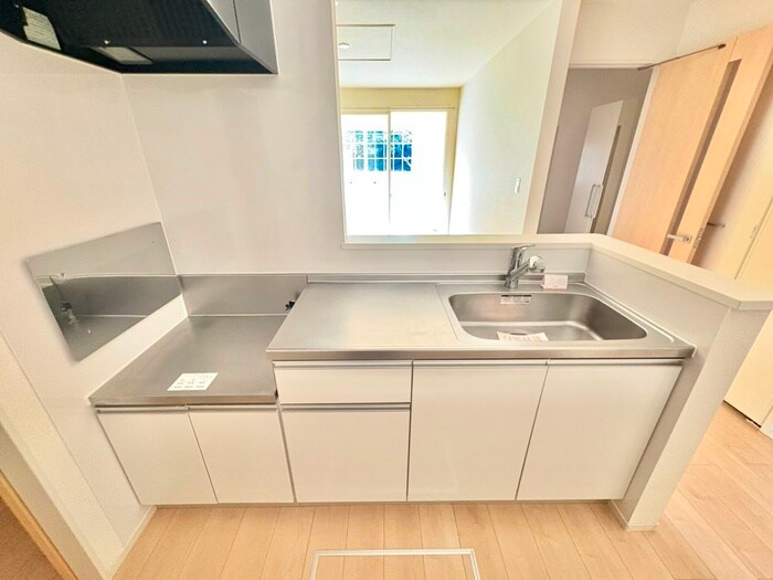 ストロベリーハウスⅢの物件内観写真