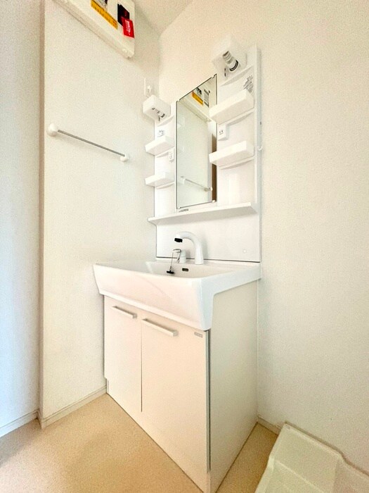 ストロベリーハウスⅢの物件内観写真