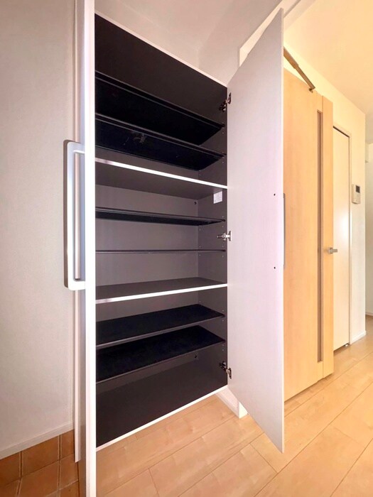 ストロベリーハウスⅢの物件内観写真