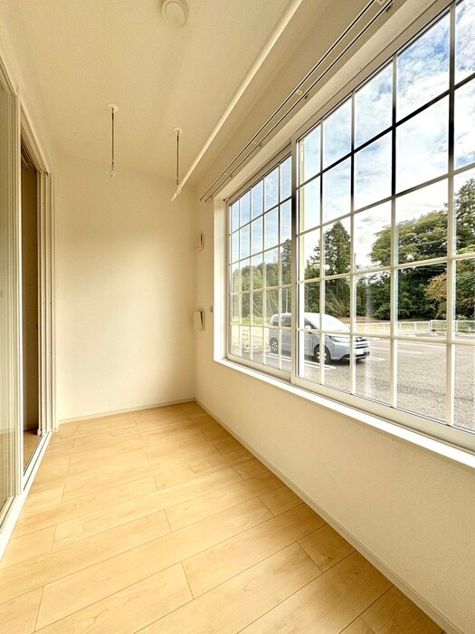 ストロベリーハウスⅢの物件内観写真