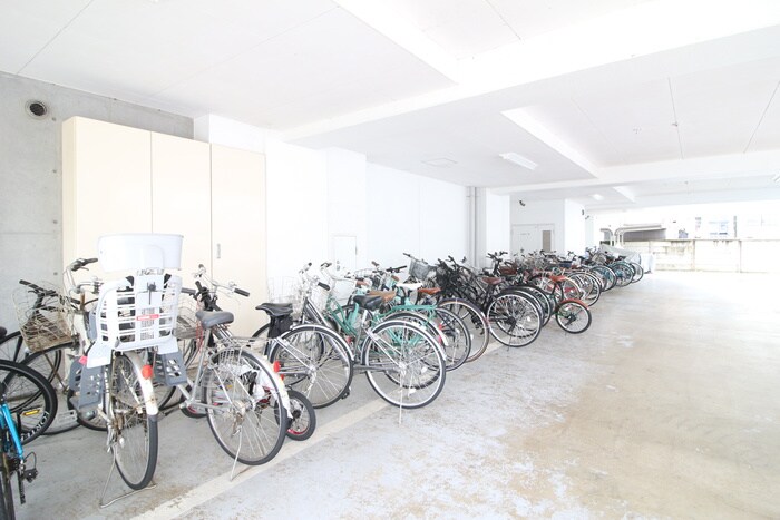 ＨＦ西公園レジデンスの物件外観写真