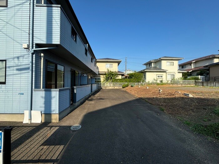 メゾン栗生の物件外観写真