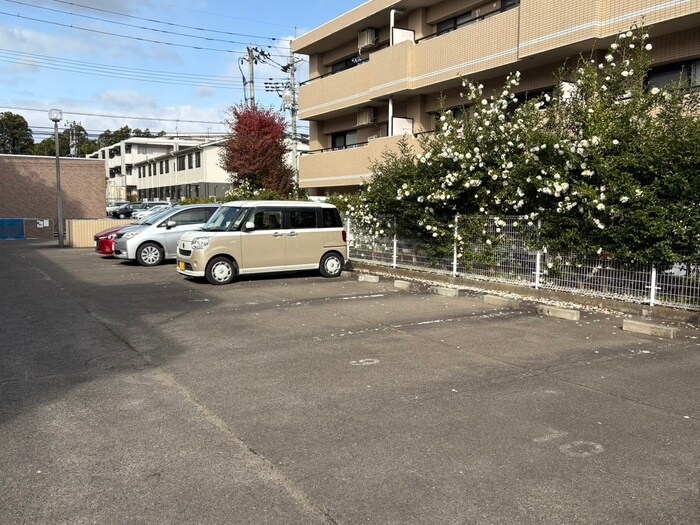 カヤバプラザＡ館の物件外観写真
