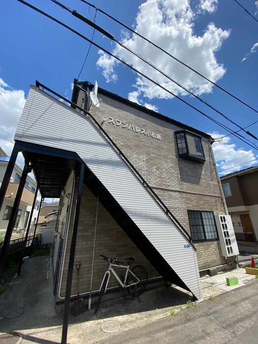 スワンパレス小松島の物件外観写真