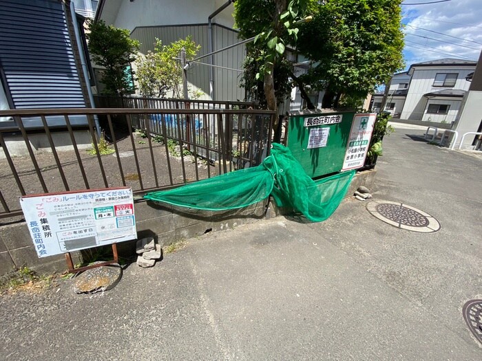 スワンパレス小松島の物件外観写真