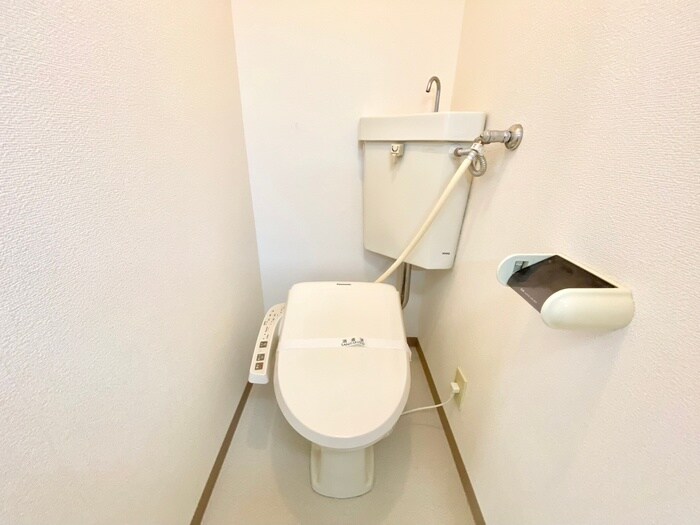 スワンパレス小松島の物件内観写真