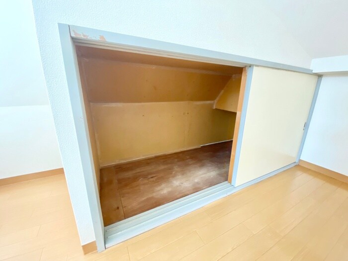 スワンパレス小松島の物件内観写真