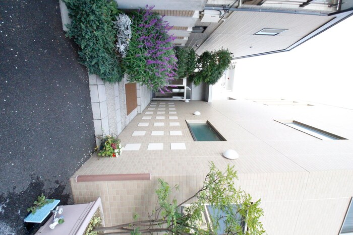 マノワールエストの物件外観写真