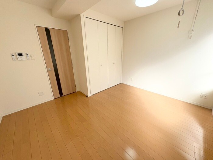 Ｌａ　Ｄｏｕｃｅｕｒ榴ヶ岡の物件内観写真