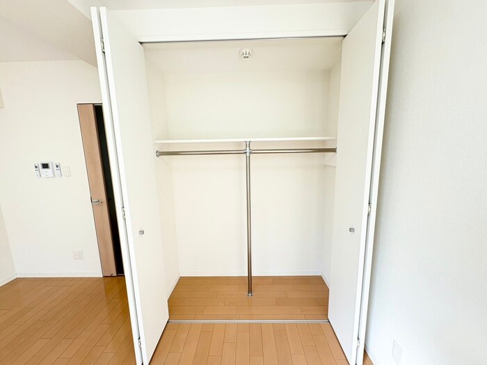 Ｌａ　Ｄｏｕｃｅｕｒ榴ヶ岡の物件内観写真