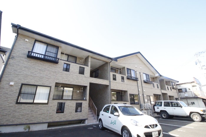 エクシード若林の物件外観写真