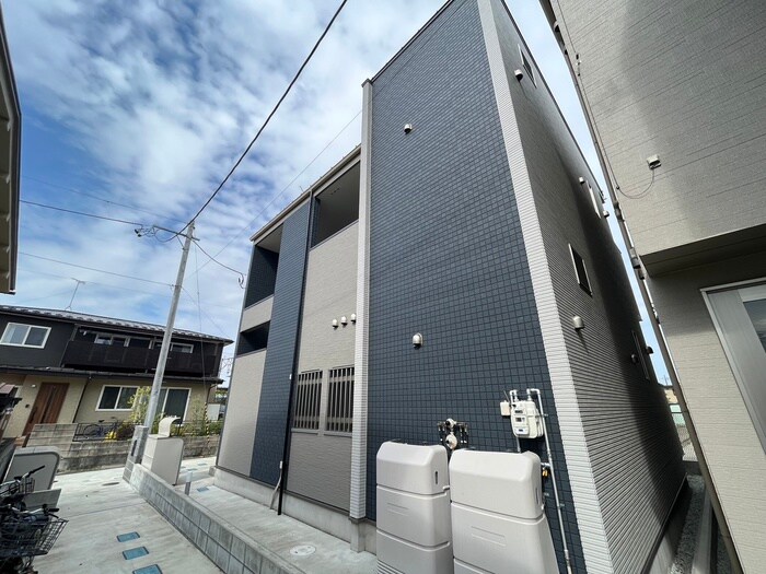 ヴィヴァーチェの物件外観写真