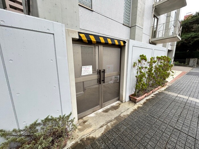 La　Douceur片平の物件外観写真