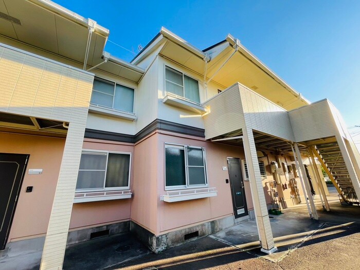 ベルグラン今泉Ⅲの物件外観写真