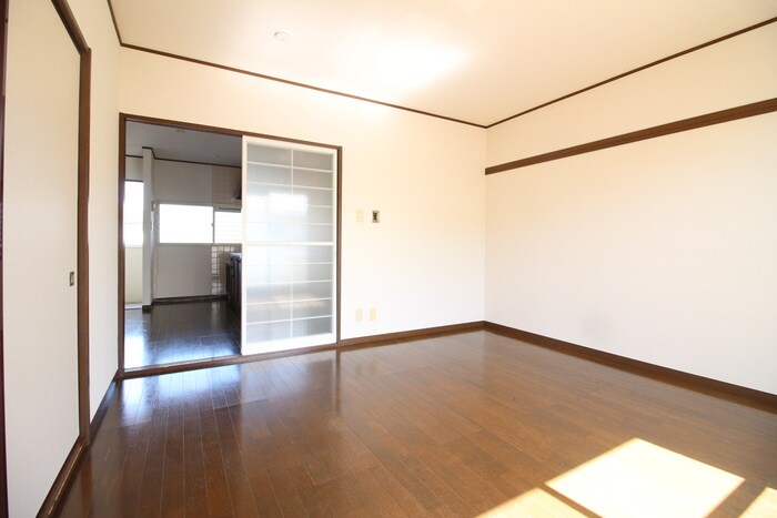 ベルグラン今泉Ⅲの物件内観写真