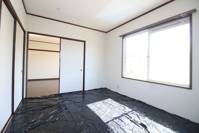 ベルグラン今泉Ⅲの物件内観写真