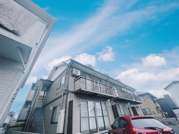 ファミール高松の物件外観写真