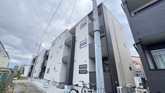 REGALEST First咲の物件外観写真