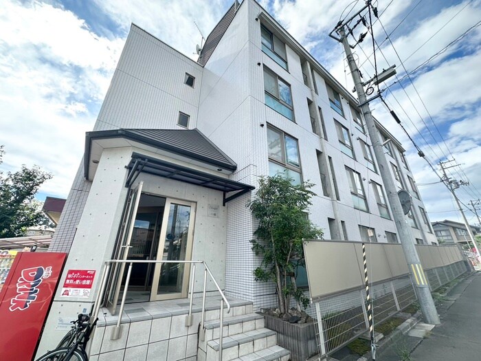 フェリシダ八幡の物件外観写真