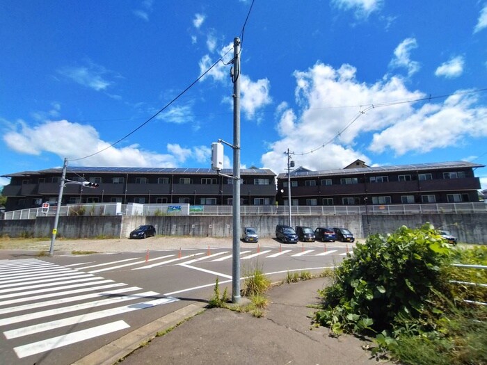 セロー明通館の物件外観写真