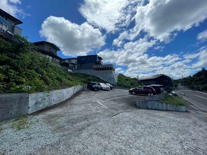 セロー明通館の物件外観写真