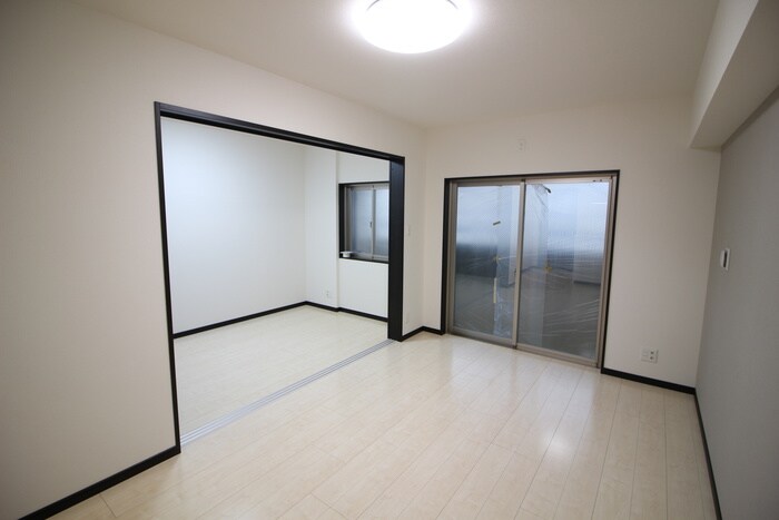 シティタワー二十人町の物件内観写真