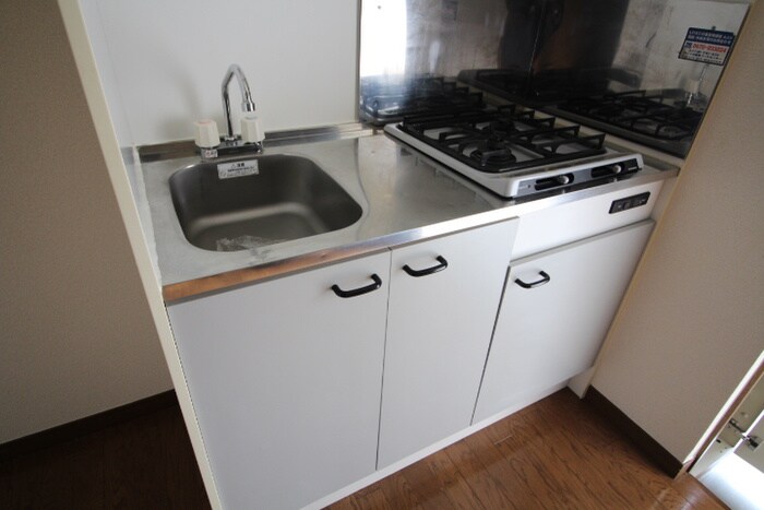 ｱﾝﾌﾟﾙｰﾙ・ﾌﾞﾜ･ｵﾘｳﾞｨｴｵﾄﾞﾗの物件内観写真