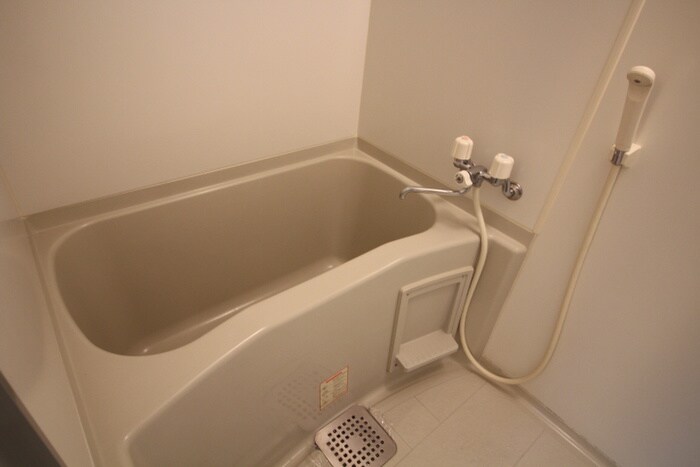 ｱﾝﾌﾟﾙｰﾙ・ﾌﾞﾜ･ｵﾘｳﾞｨｴｵﾄﾞﾗの物件内観写真