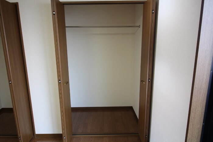 ｱﾝﾌﾟﾙｰﾙ・ﾌﾞﾜ･ｵﾘｳﾞｨｴｵﾄﾞﾗの物件内観写真