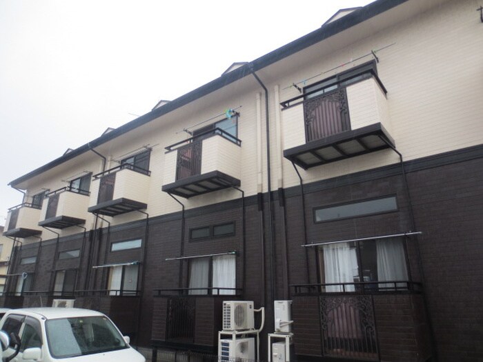 ハイツ中条の物件外観写真