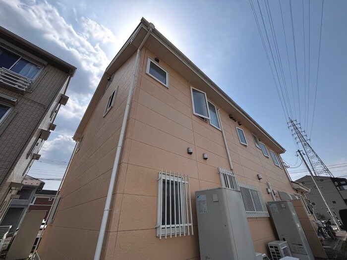 名川様方メゾネット住宅の物件外観写真
