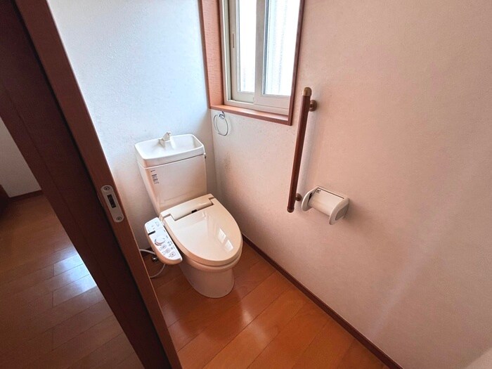 名川様方メゾネット住宅の物件内観写真