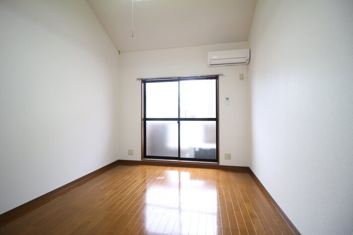 ウエストキャッスル河原町の物件内観写真