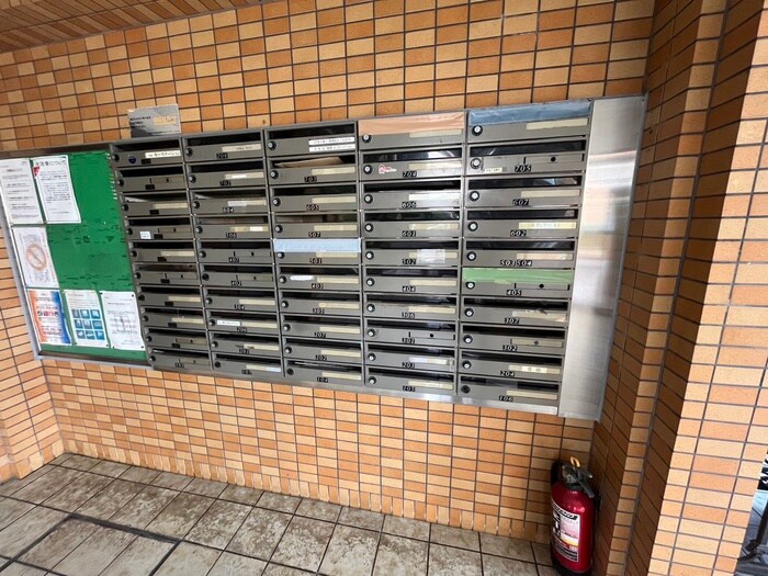 ダイアパレス北六番丁A棟（106）の物件外観写真