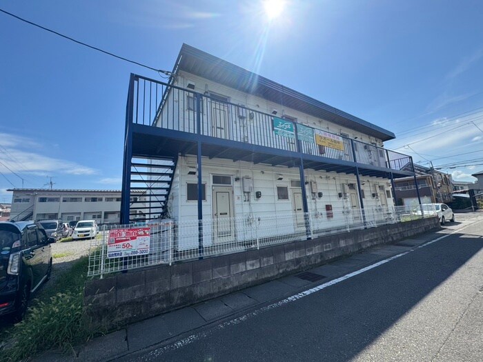 ラポール・タナカの物件外観写真