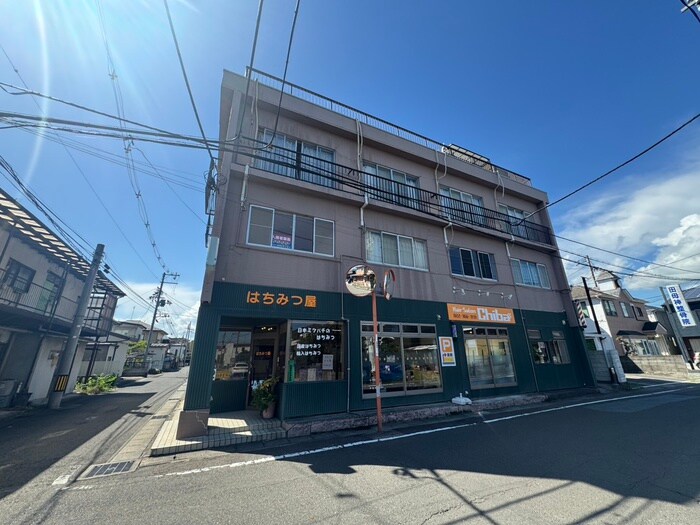 セジュールの物件外観写真