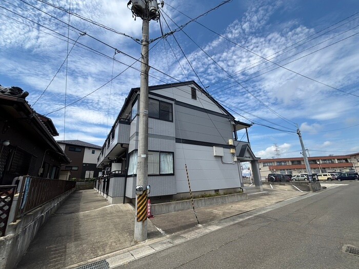 コンフォートタカノの物件外観写真