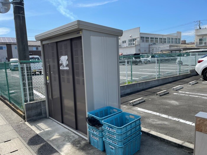 スワロウネストの物件外観写真