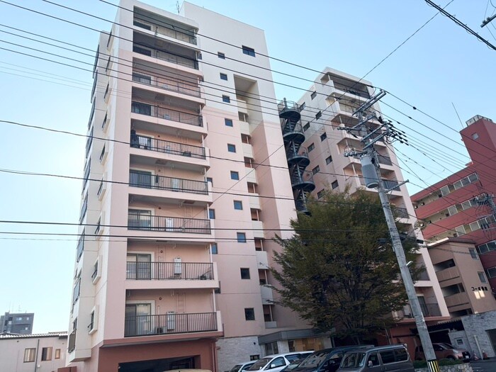 リエス榴岡の物件外観写真