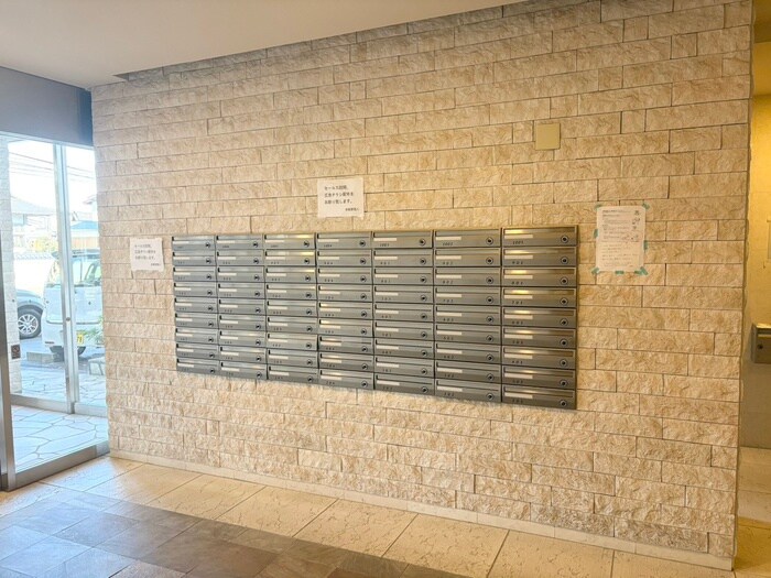 リエス榴岡の物件外観写真