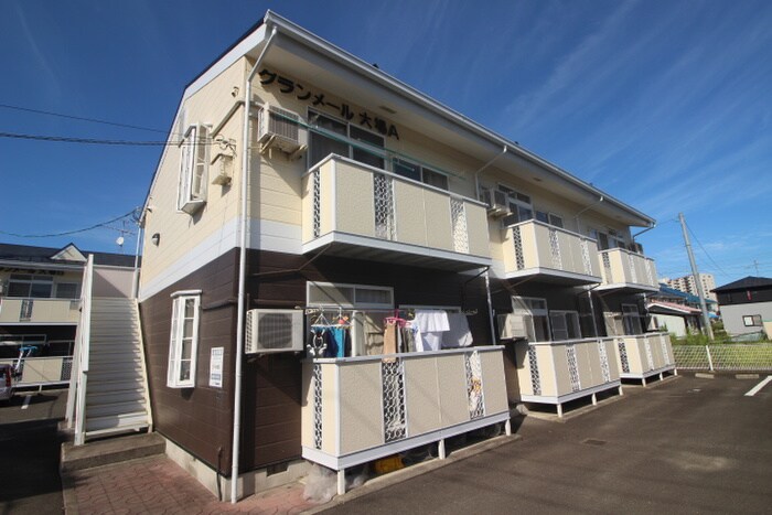 グランメール大場Aの物件外観写真