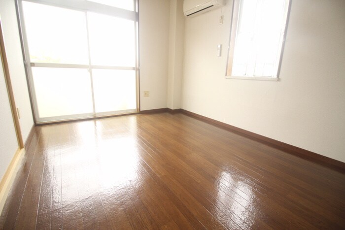 グランメール大場Aの物件内観写真