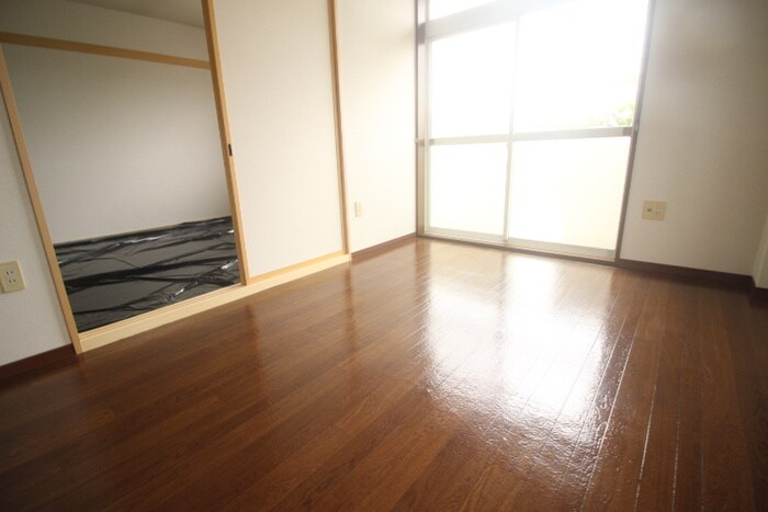 グランメール大場Aの物件内観写真