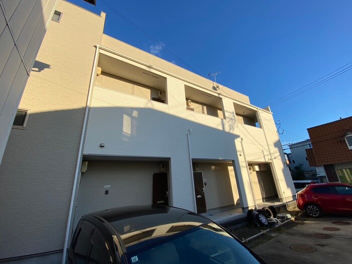 ハーモニーテラス栄Ⅲの物件外観写真