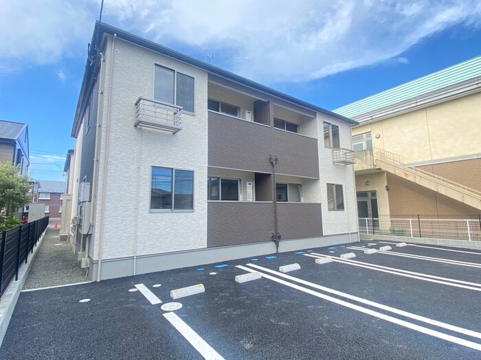 Ｄｅａｒ　ｃｏｕｒｔ　Ｂの物件外観写真