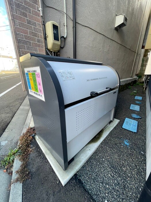 Azul旭町の物件外観写真