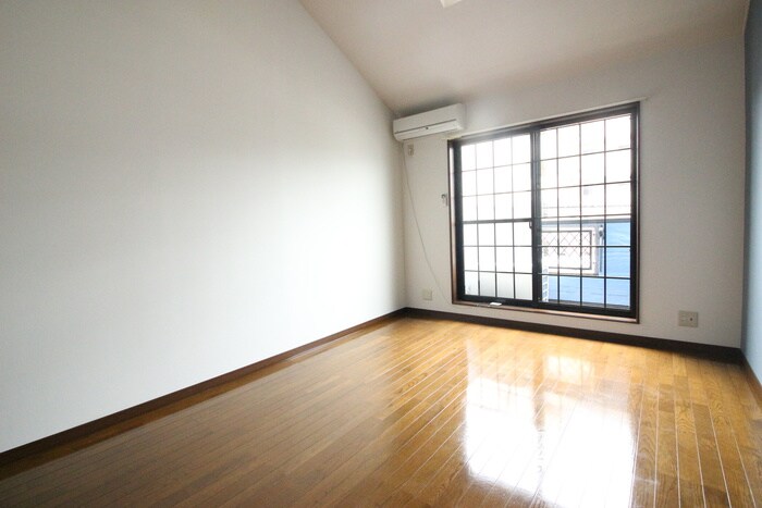 アヴァンセ富沢南壱番館の物件内観写真