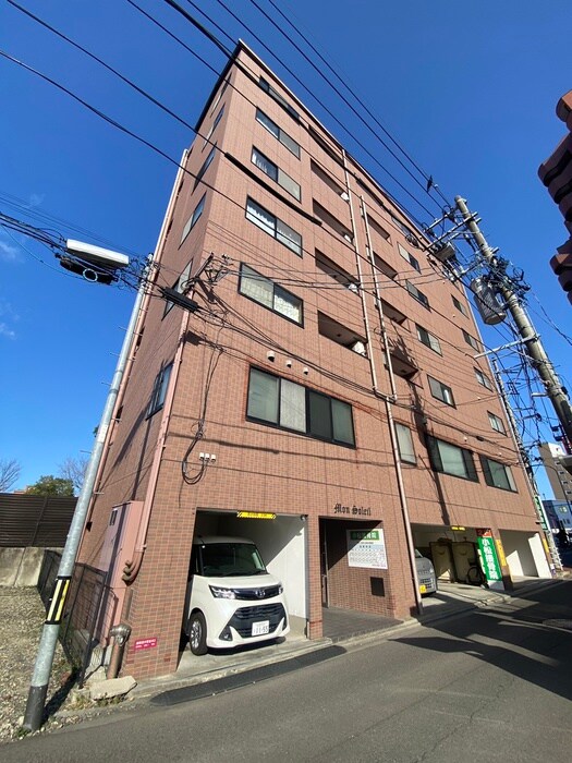 モンソレイユの物件外観写真