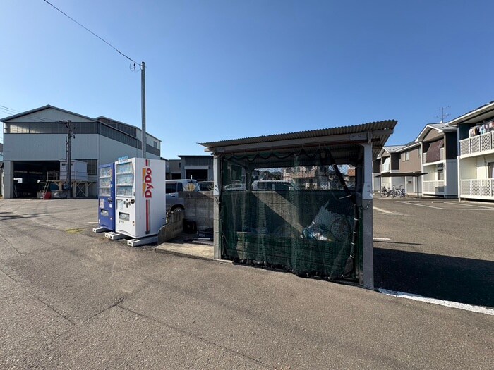 明月荘の物件外観写真