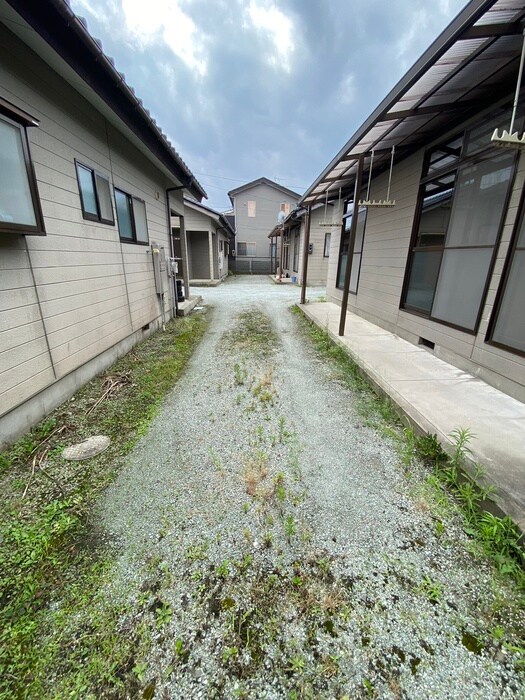 鈴木方貸家2の物件外観写真